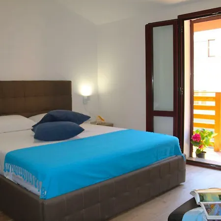Il Giardino Di Casa Vacanze T6 * Aritzo