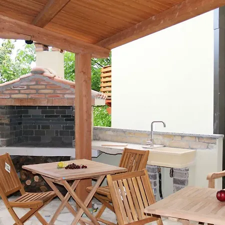 Apartment Il Giardino Di Casa Vacanze T6 *