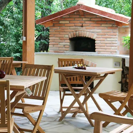 Il Giardino Di Casa Vacanze T6 Apartment